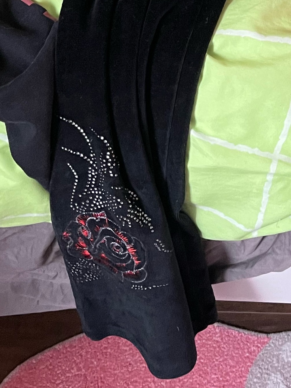 BCBG Women’s Velour Low-rise Track Pants Gemstones Bedazzled💅 - Picture 8 of 8